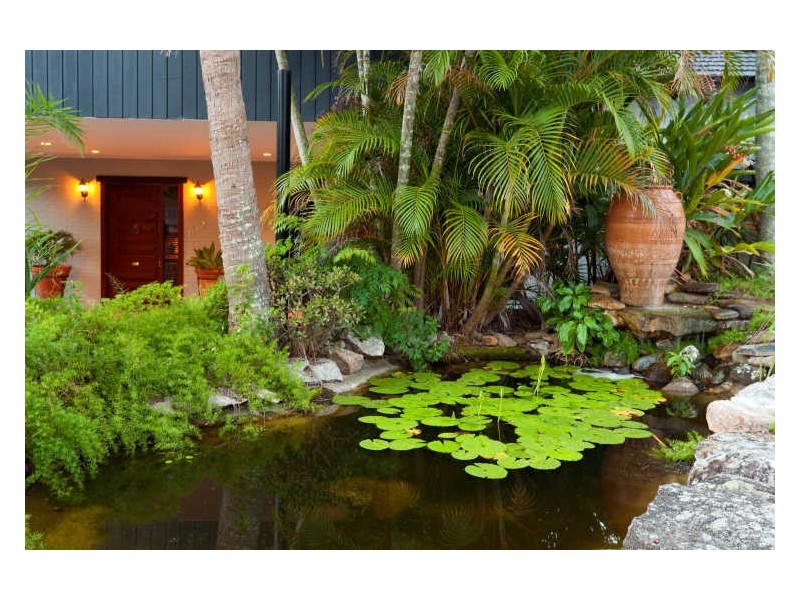 132 Alison Road, Carrara QLD 4211