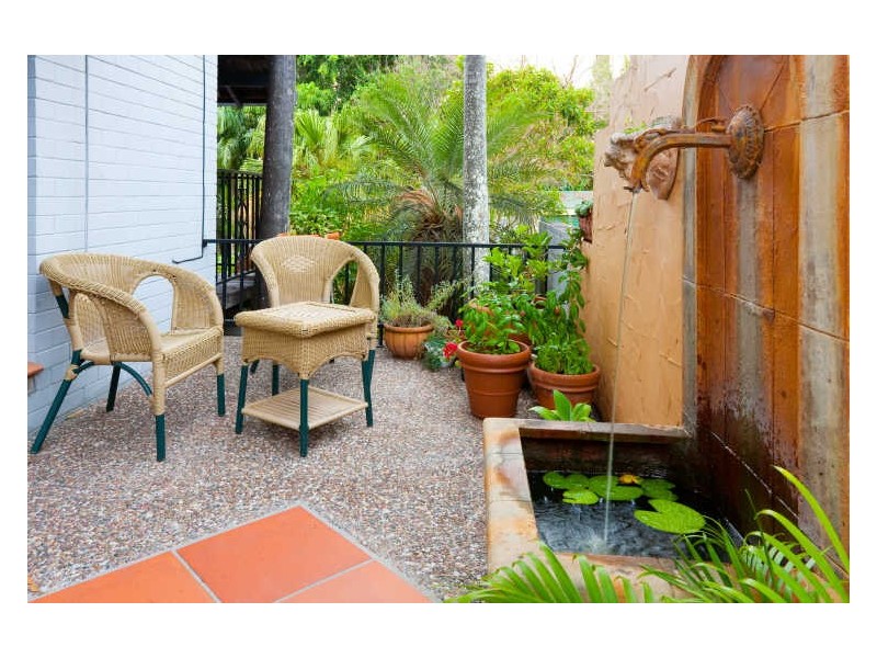 132 Alison Road, Carrara QLD 4211