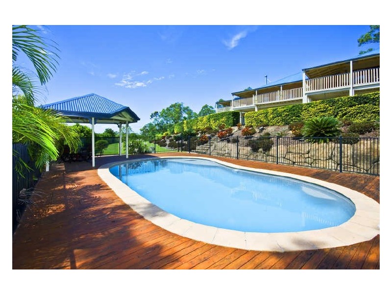 27 Byfield Court, Nerang QLD 4211