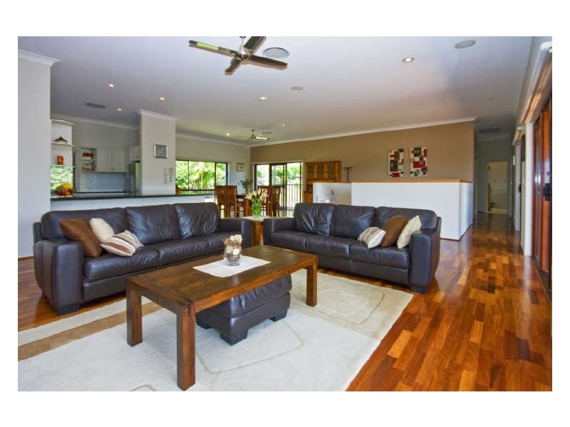 27 Byfield Court, Nerang QLD 4211