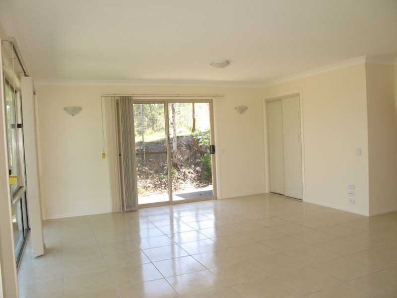 5 Lochinvar Court, Highland Park QLD 4211