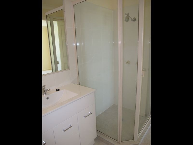 5 Lochinvar Court, Highland Park QLD 4211