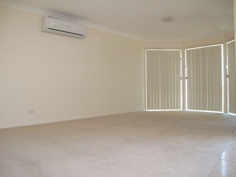 5 Lochinvar Court, Highland Park QLD 4211