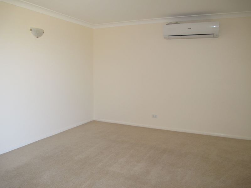 5 Lochinvar Court, Highland Park QLD 4211