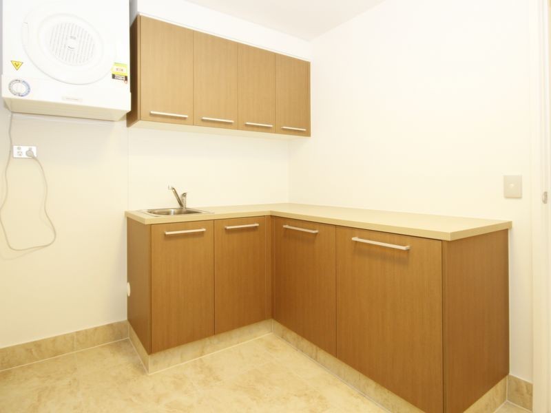 2043 The Boulevard Emerald Lakes, Carrara QLD 4211