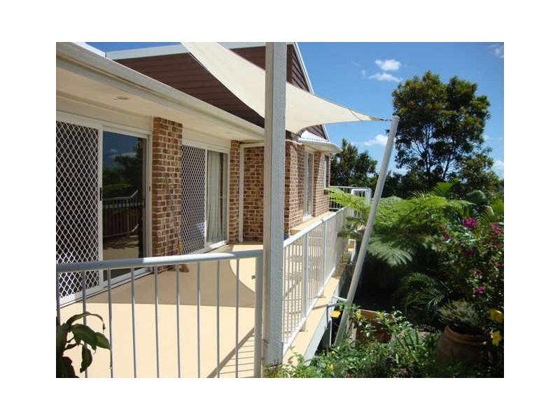 1 Parklane Place, Highland Park QLD 4211