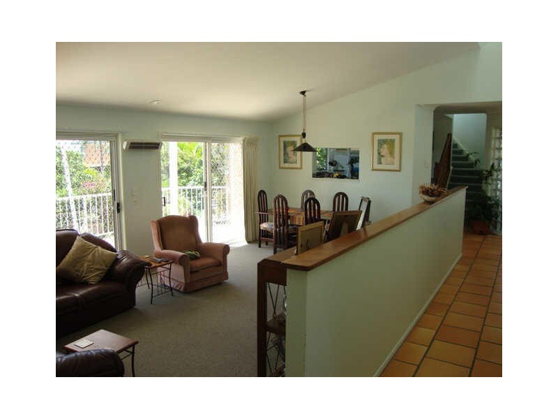 1 Parklane Place, Highland Park QLD 4211