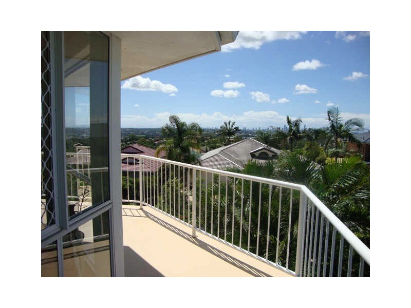 1 Parklane Place, Highland Park QLD 4211