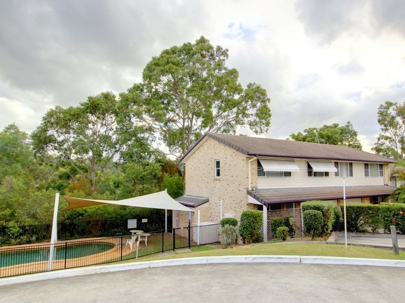 15/164 Alexander Drive, Highland Park QLD 4211