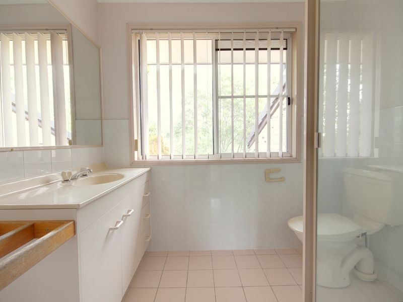 15/164 Alexander Drive, Highland Park QLD 4211