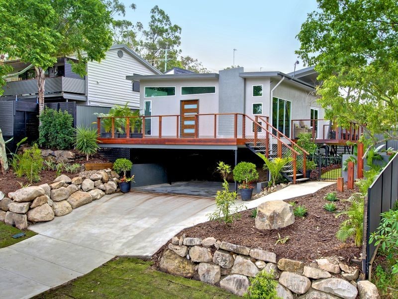 11A Eureka Crescent, Nerang QLD 4211