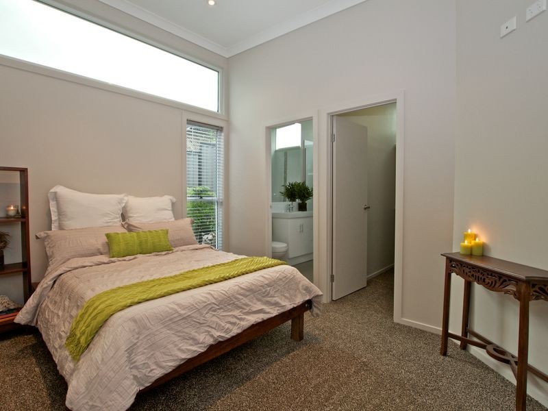 11A Eureka Crescent, Nerang QLD 4211