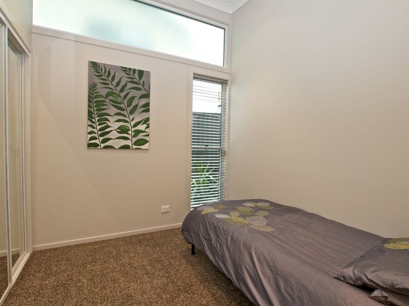 11A Eureka Crescent, Nerang QLD 4211
