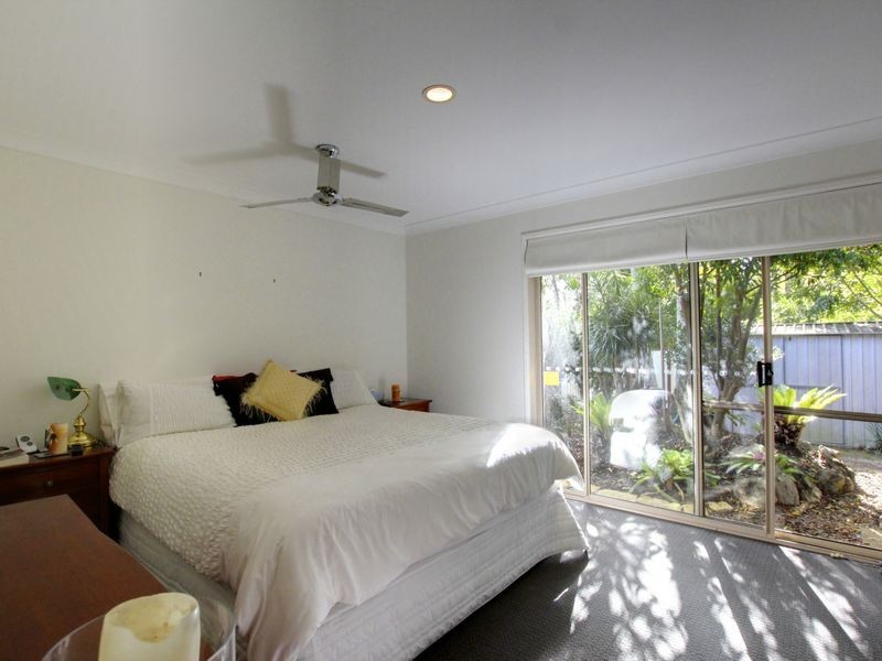 64 Teasdale Drive, Nerang QLD 4211