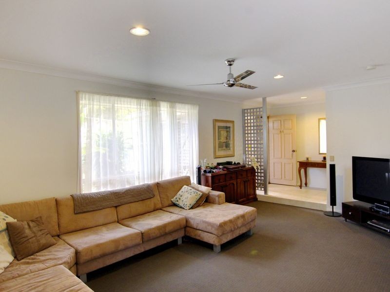 64 Teasdale Drive, Nerang QLD 4211