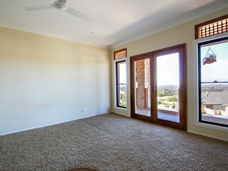 28 Ballah Crescent, Highland Park QLD 4211