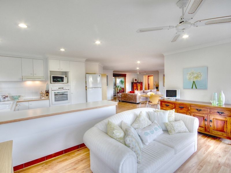 37 Tristania Way, Highland Park QLD 4211