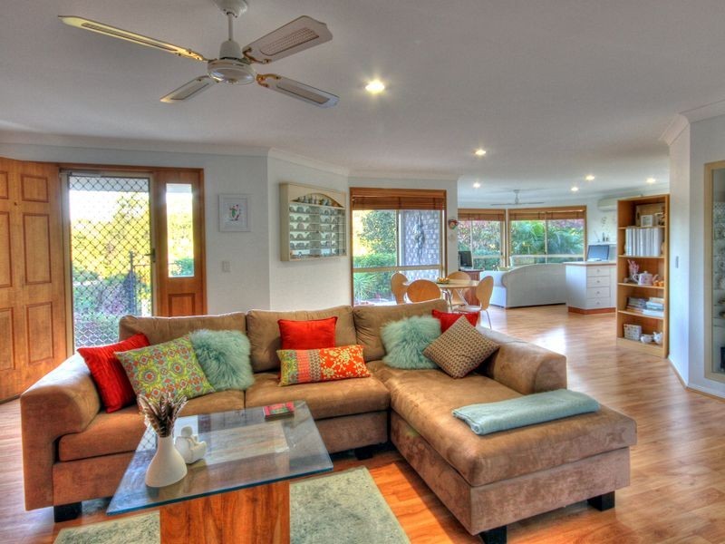 37 Tristania Way, Highland Park QLD 4211