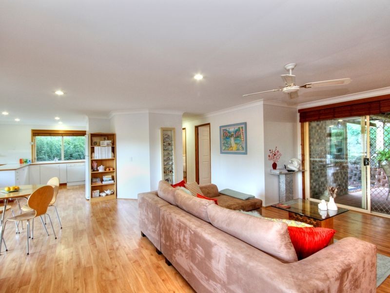 37 Tristania Way, Highland Park QLD 4211