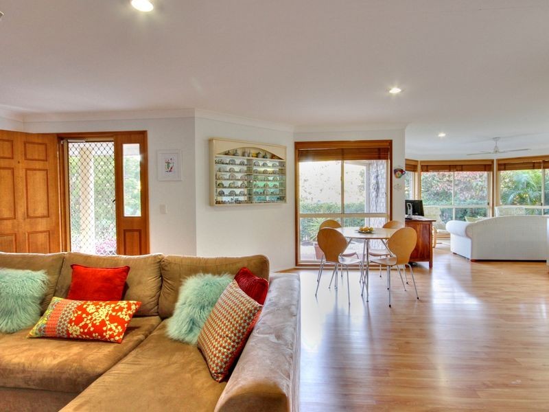 37 Tristania Way, Highland Park QLD 4211