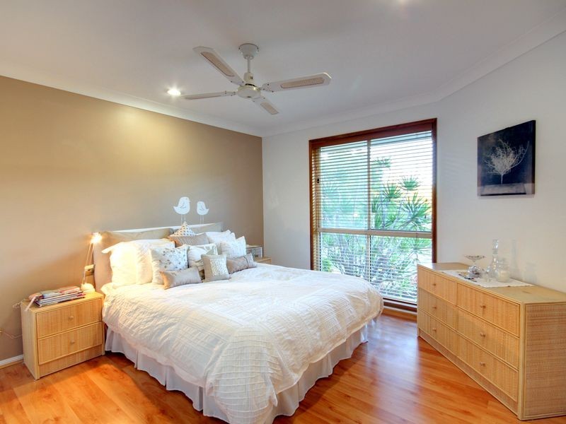 37 Tristania Way, Highland Park QLD 4211