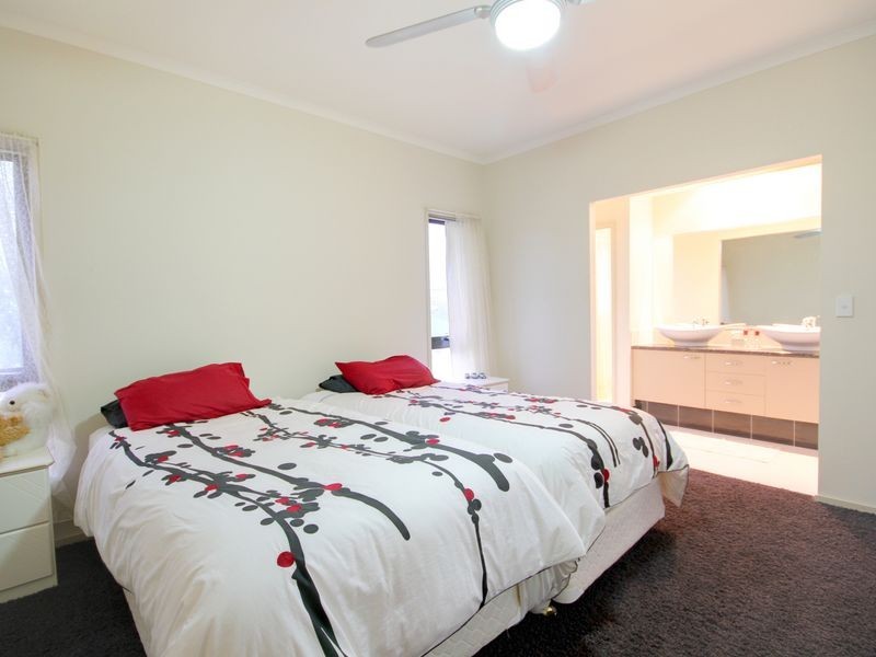 22 Therese Mary Avenue, Carrara QLD 4211