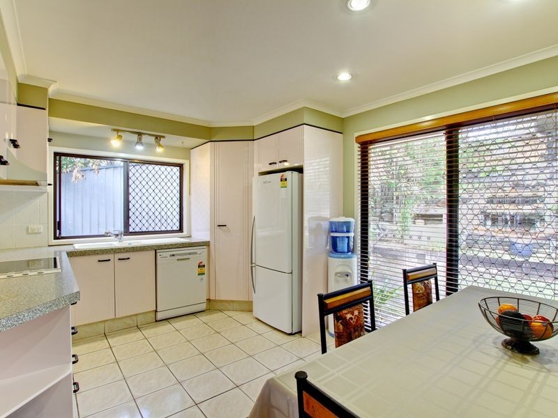 20 Lytham Court, Highland Park QLD 4211