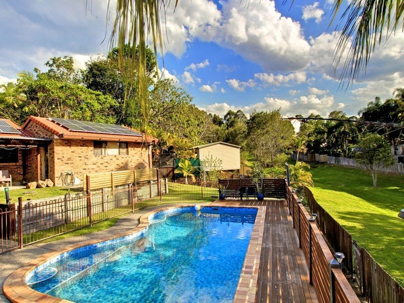 20 Lytham Court, Highland Park QLD 4211