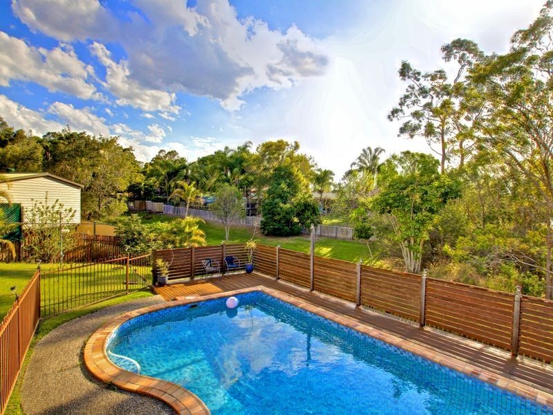 20 Lytham Court, Highland Park QLD 4211