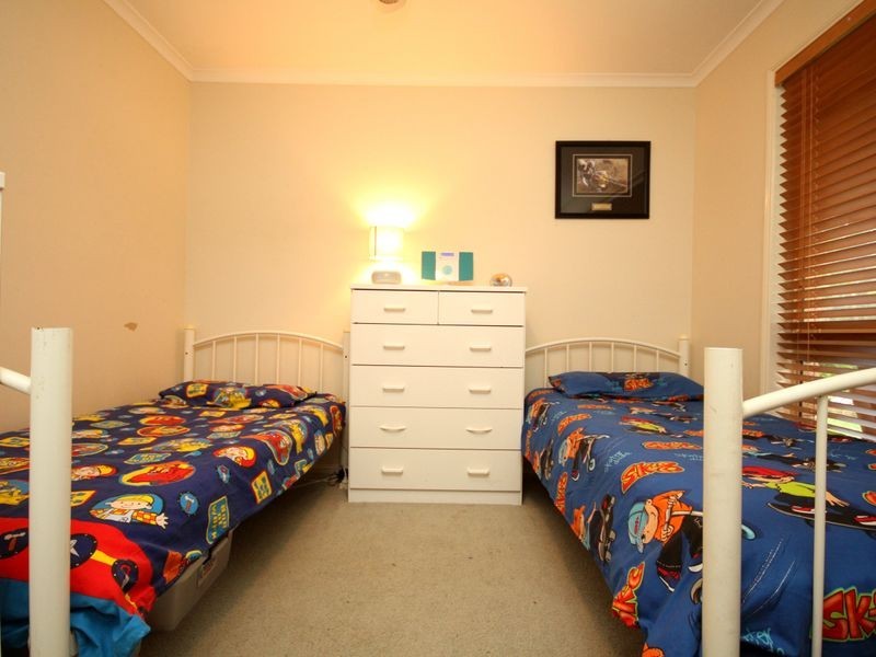 41 Renfrew Drive, Highland Park QLD 4211