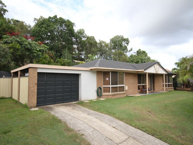 41 Renfrew Drive, Highland Park QLD 4211