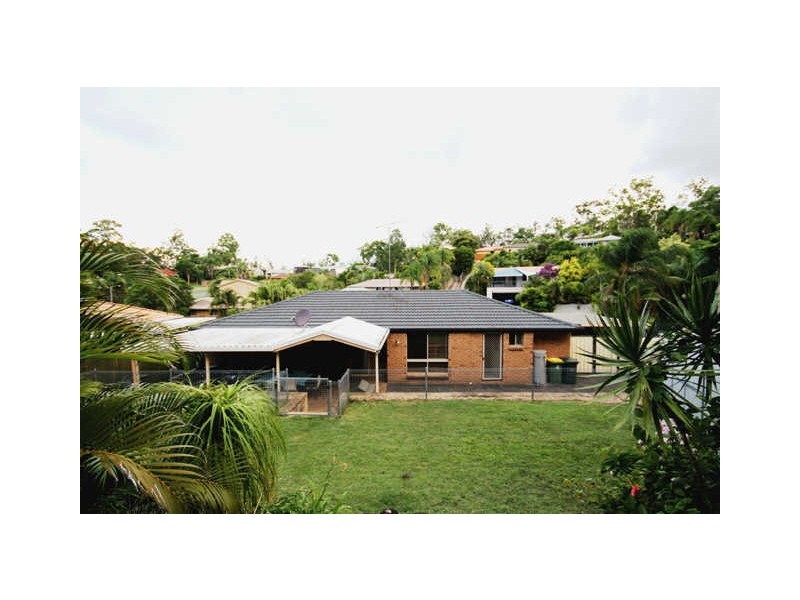 41 Renfrew Drive, Highland Park QLD 4211