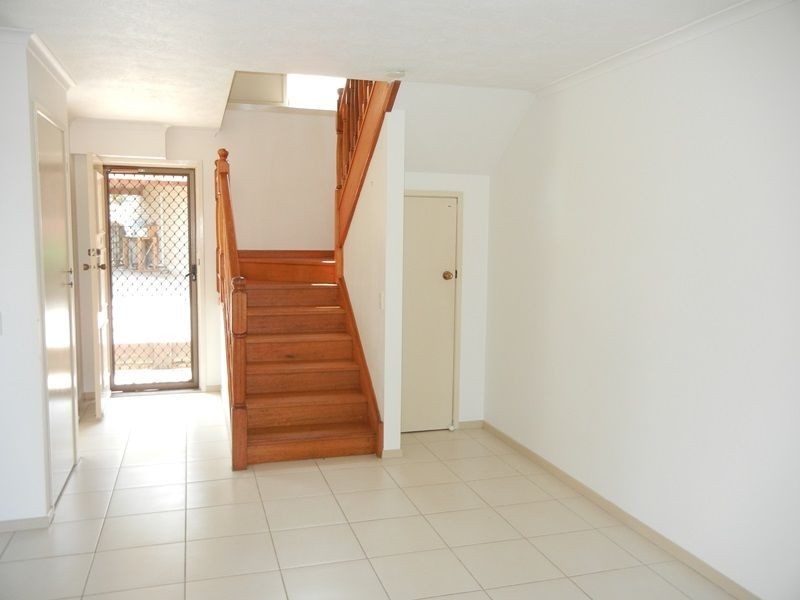 14/7 Parkridge Drive, Molendinar QLD 4214