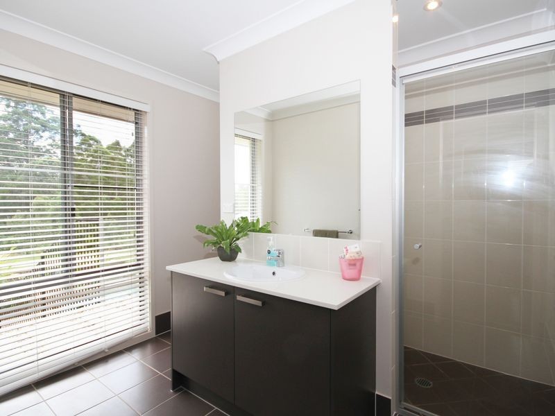 11 Drovers Avenue, Gilston QLD 4211