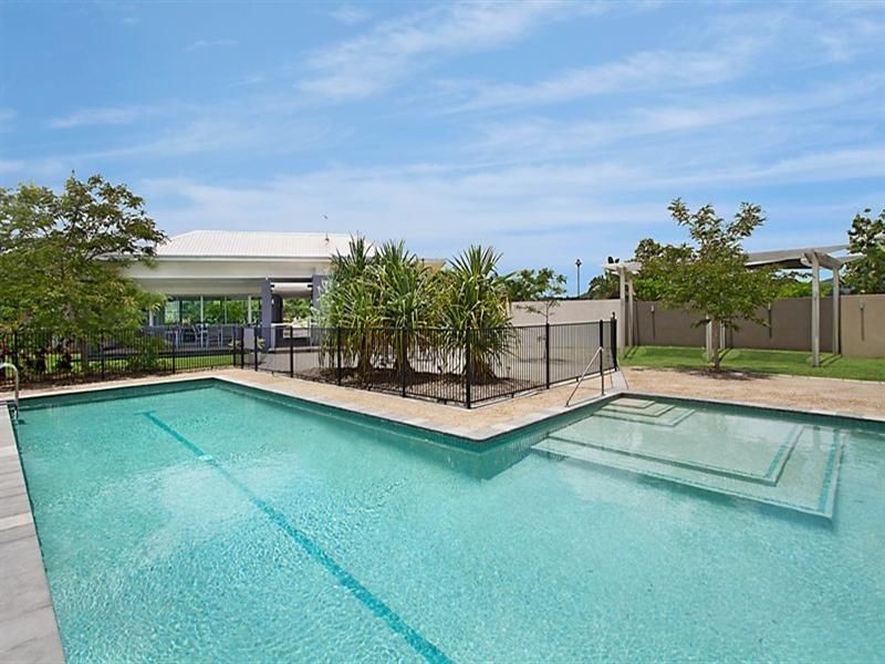 7/742 Peninsula Drive, Robina QLD 4226