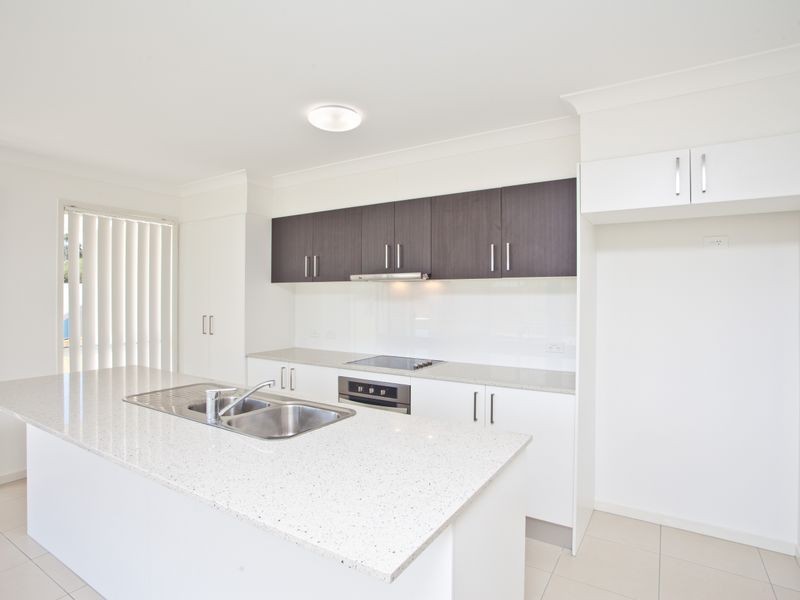 32 Jackaroo Crescent, Gilston QLD 4211