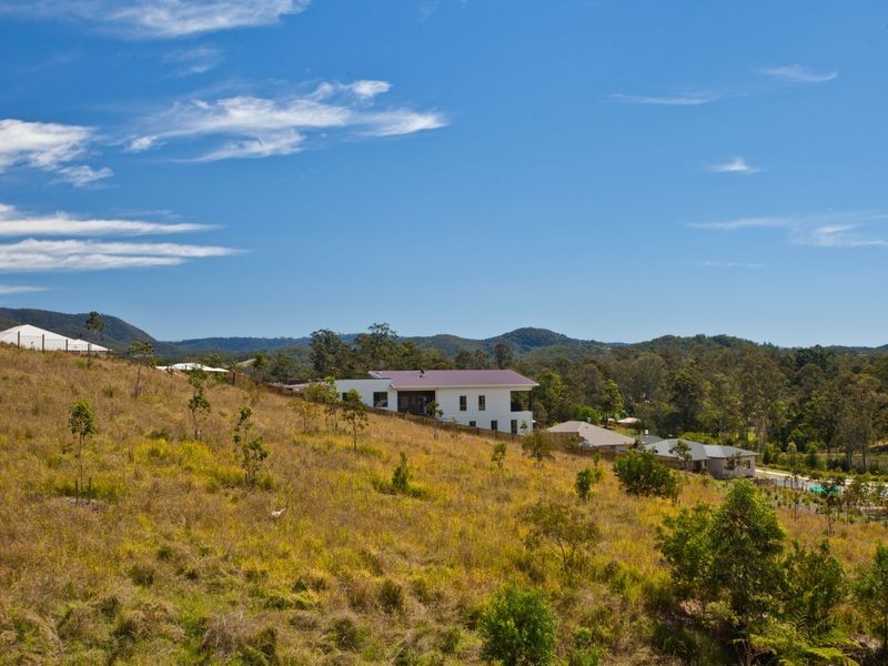 32 Jackaroo Crescent, Gilston QLD 4211