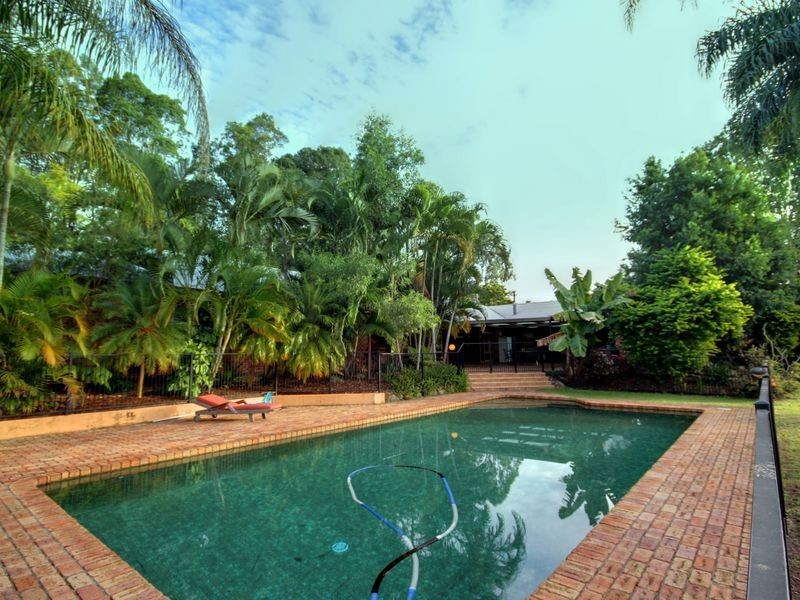 18 Eden Court, Nerang QLD 4211