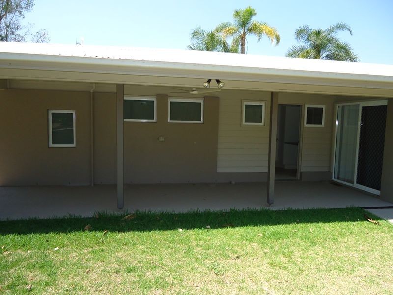 54 Alison Road, Carrara QLD 4211