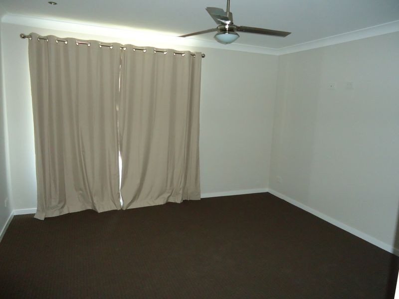 54 Alison Road, Carrara QLD 4211
