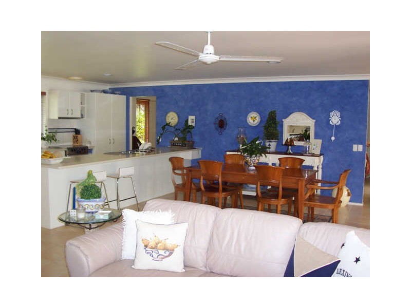 6 Narrabri Court, Gaven QLD 4211