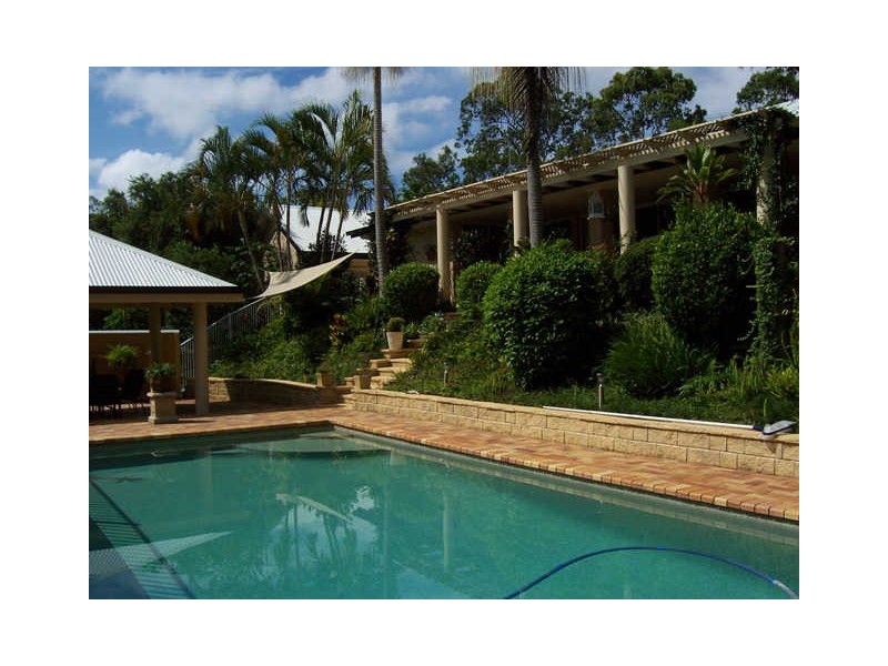 6 Narrabri Court, Gaven QLD 4211