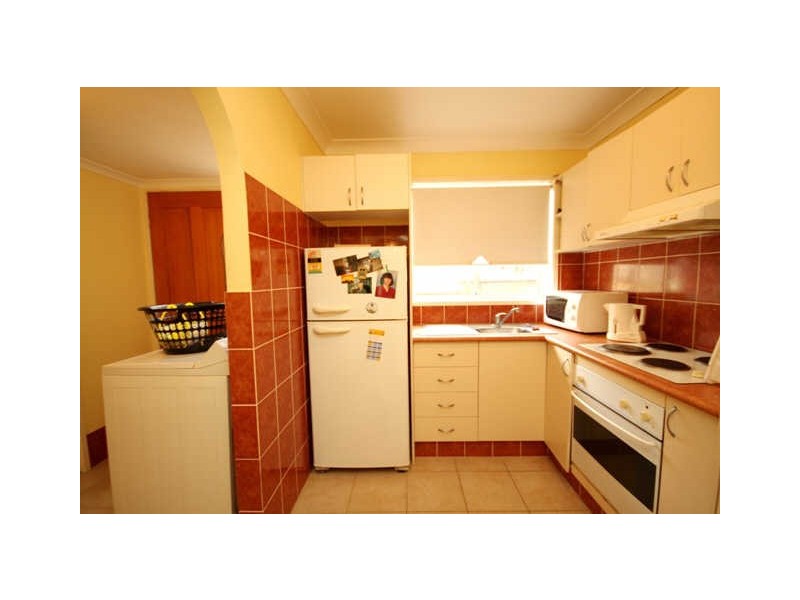 8/73 Price Street, Nerang QLD 4211