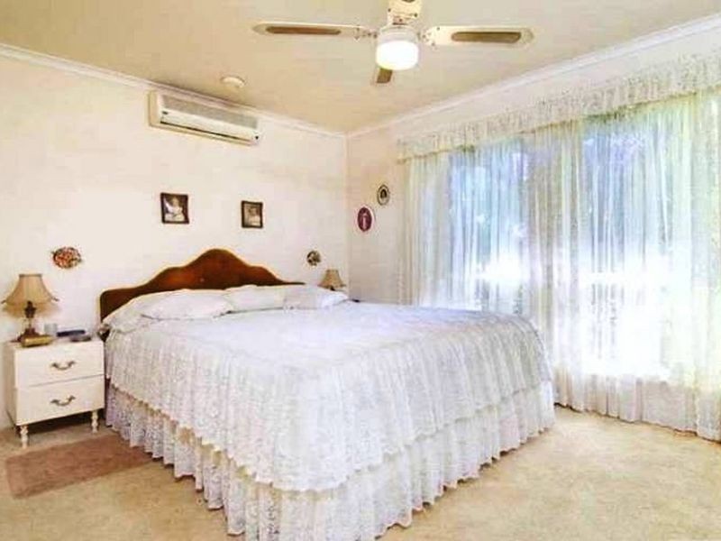 15 Lismore Drive, Helensvale QLD 4212
