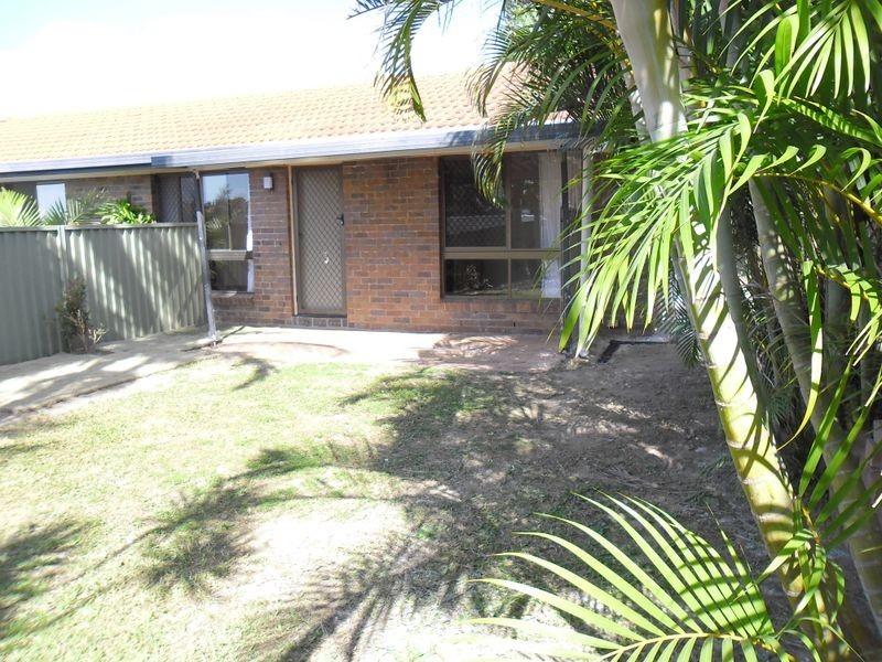 2/12 Plateau Crescent, Carrara QLD 4211