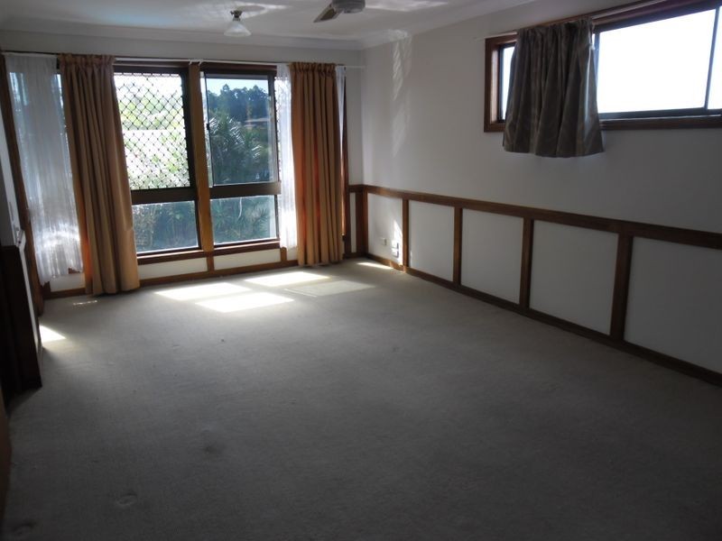 2/12 Plateau Crescent, Carrara QLD 4211