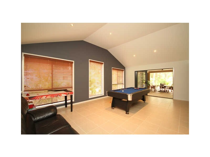 9 Kookaburra Drive, Gilston QLD 4211