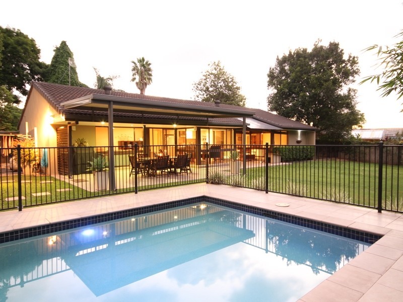 69 Chisholm Road, Carrara QLD 4211