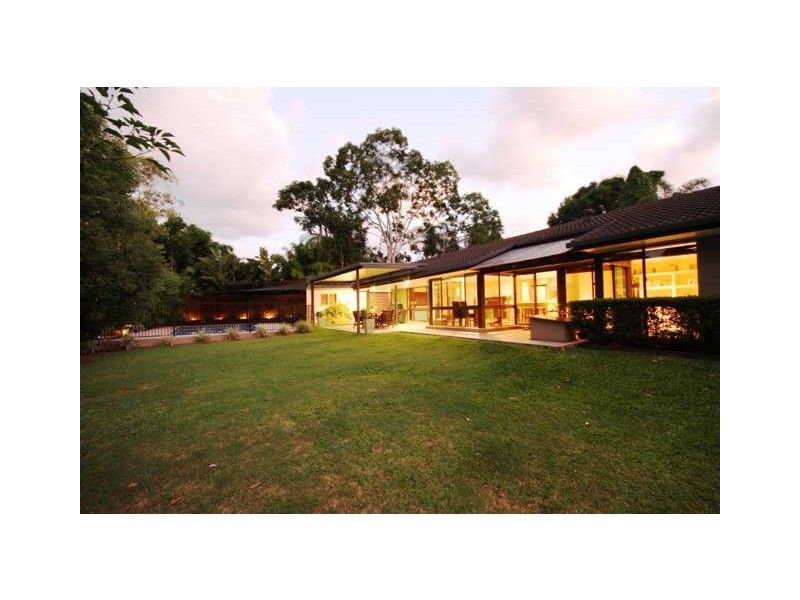 69 Chisholm Road, Carrara QLD 4211