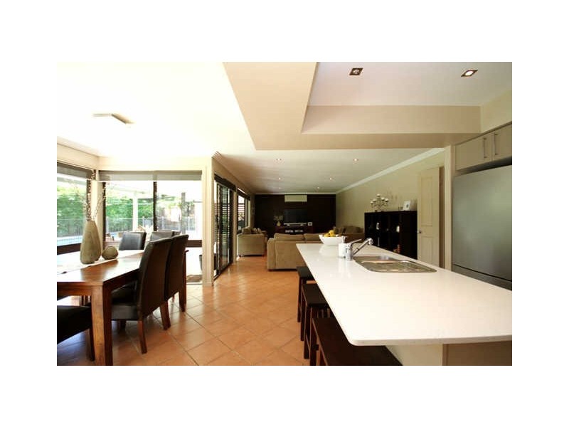 69 Chisholm Road, Carrara QLD 4211